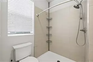 1190 Peascod Dr, Eugene, OR 97402 - Photo 35