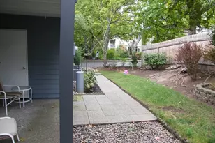 10955 SW Meadowbrook Dr, Portland, OR 97224 - Photo 29