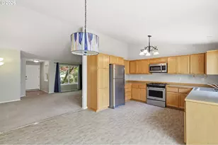 1348 Manzana St, Eugene, OR 97404 - Photo 9