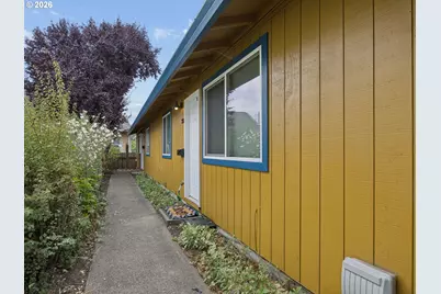 7322 N Albina Ave, Portland, OR 97217 - Photo 3