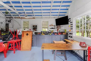 1250 SW Englewood Dr, Lake Oswego, OR 97034 - Photo 43