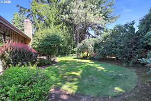 1254 Rio Glen Dr, Eugene, OR 97401 - Photo 43