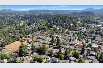 1254 Rio Glen Dr, Eugene, OR 97401 - Photo 5