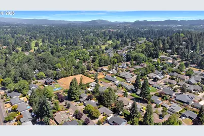 1254 Rio Glen Dr, Eugene, OR 97401 - Photo 45