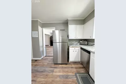 1615 Estes St, Baker City, OR 97814 - Photo 7