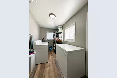 1615 Estes St, Baker City, OR 97814 - Photo 13