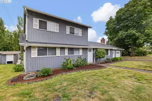 430 N 6th St, Harrisburg, OR 97446 - Photo 7