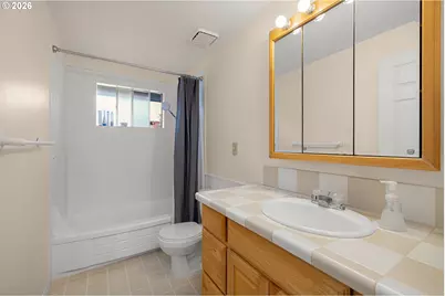 430 N 6th St, Harrisburg, OR 97446 - Photo 21