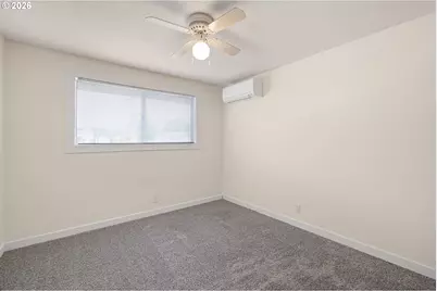 430 N 6th St, Harrisburg, OR 97446 - Photo 23