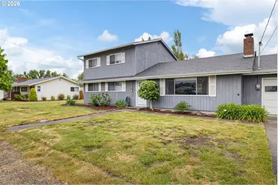 430 N 6th St, Harrisburg, OR 97446 - Photo 5