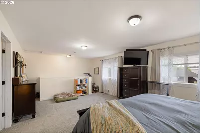 430 N 6th St, Harrisburg, OR 97446 - Photo 29