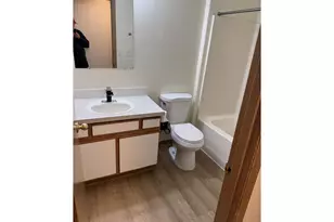 11722 SE Ankeny St, Portland, OR 97216 - Photo 5