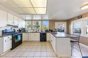 1111 SW Levens St, Dallas, OR 97338 - Photo 3