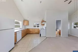 1111 SW Levens St, Dallas, OR 97338 - Photo 29