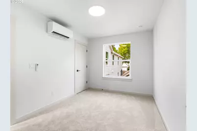 4142 SE Ogden St, Portland, OR 97202 - Photo 11