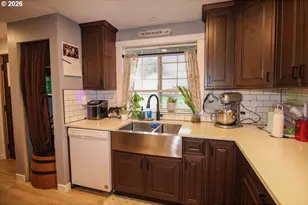 1091 SE Elm St, Dundee, OR 97115 - Photo 5