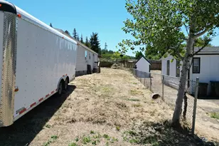 152 NE Scofield Ave, Roseburg, OR 97470 - Photo 47