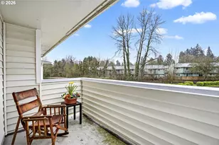 11044 SW Greenburg Rd, Portland, OR 97223 - Photo 9