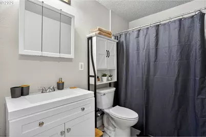 11044 SW Greenburg Rd #321, Portland, OR 97223 - Photo 11