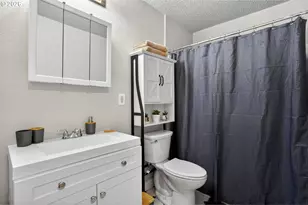 11044 SW Greenburg Rd, Portland, OR 97223 - Photo 11