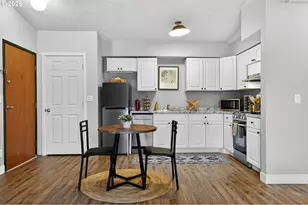 11044 SW Greenburg Rd, Portland, OR 97223 - Photo 7