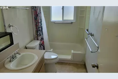 945 N 4th St, Aumsville, OR 97325 - Photo 13