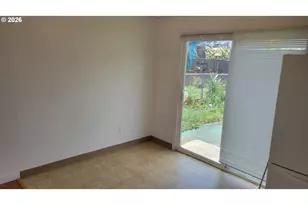 945 N 4th St, Aumsville, OR 97325 - Photo 3