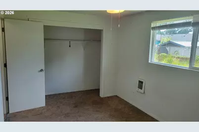 945 N 4th St, Aumsville, OR 97325 - Photo 9