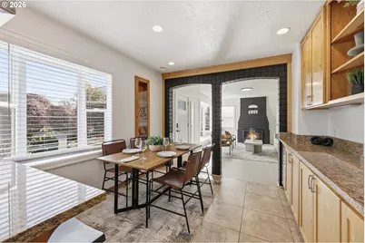 415 SE 94th Ave, Portland, OR 97216 - Photo 17