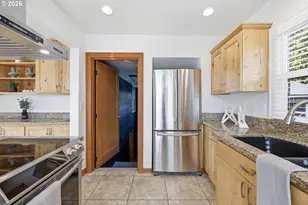 415 SE 94th Ave, Portland, OR 97216 - Photo 21