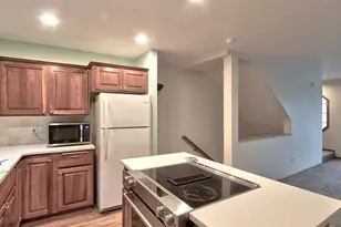 885 NW Inlet Ave, Lincoln City, OR 97367 - Photo 9