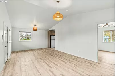 27862 Green Oaks Dr, Eugene, OR 97402 - Photo 25