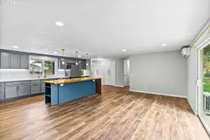 27862 Green Oaks Dr, Eugene, OR 97402 - Photo 9