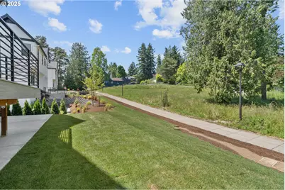 6028 SW 18th Dr, Portland, OR 97239 - Photo 25