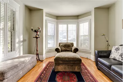 1888 Lincoln St, Eugene, OR 97401 - Photo 9