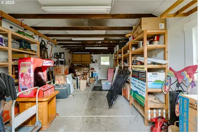 1888 Lincoln St, Eugene, OR 97401 - Photo 35