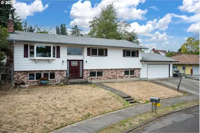 819 SE 136th Ave, Portland, OR 97233 - Photo 1