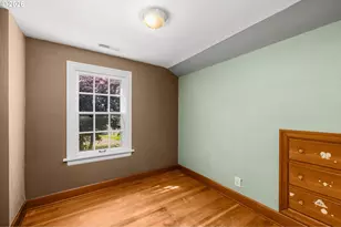 337 NE 28th Ave, Hillsboro, OR 97124 - Photo 23
