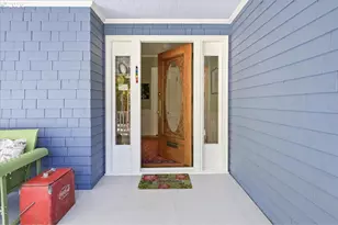 2233 SW 21st Ave, Portland, OR 97201 - Photo 3