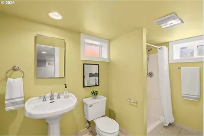 2122 SE Ellis St, Portland, OR 97202 - Photo 17