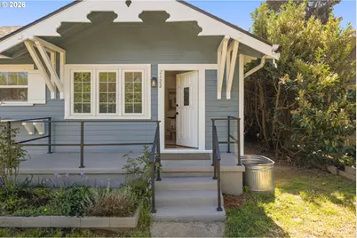 2122 SE Ellis St, Portland, OR 97202 - Photo 3