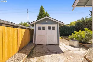 2122 SE Ellis St, Portland, OR 97202 - Photo 21