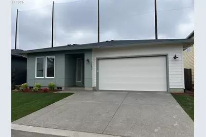 704 Magnolia Ave #43, Woodburn, OR 97071 - Photo 1