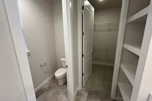 704 Magnolia Ave, Woodburn, OR 97071 - Photo 15