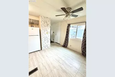 2400 SE Stratus Ave #36, McMinnville, OR 97128 - Photo 9