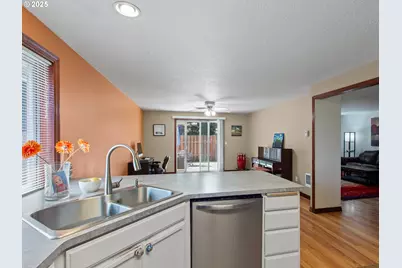 14415 SE 9th St, Vancouver, WA 98683 - Photo 17