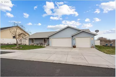 114 SW Desert Sky Dr, Hermiston, OR 97838 - Photo 1