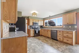 7762 45th Pl, Salem, OR 97305 - Photo 11