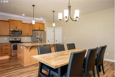 467 E Johnson St, Carlton, OR 97111 - Photo 5
