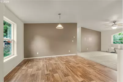 8619 NE 20th St, Vancouver, WA 98664 - Photo 17
